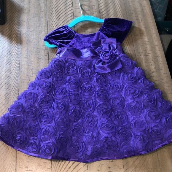 Floral Chiffon & Velvet Dress with crinoline back tie & buttons by Jona Michelle - Picture 8 of 13